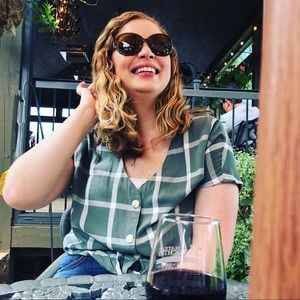 Meet your Posher, Brittany